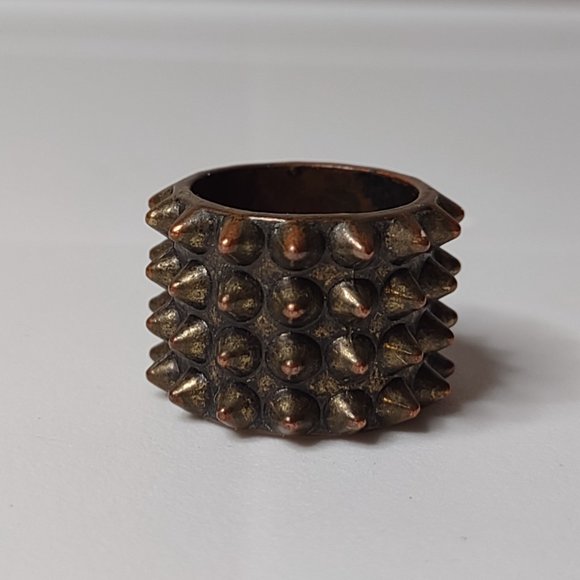 Very Cool Large Spike Ring Size 7.25 - Picture 3 of 9